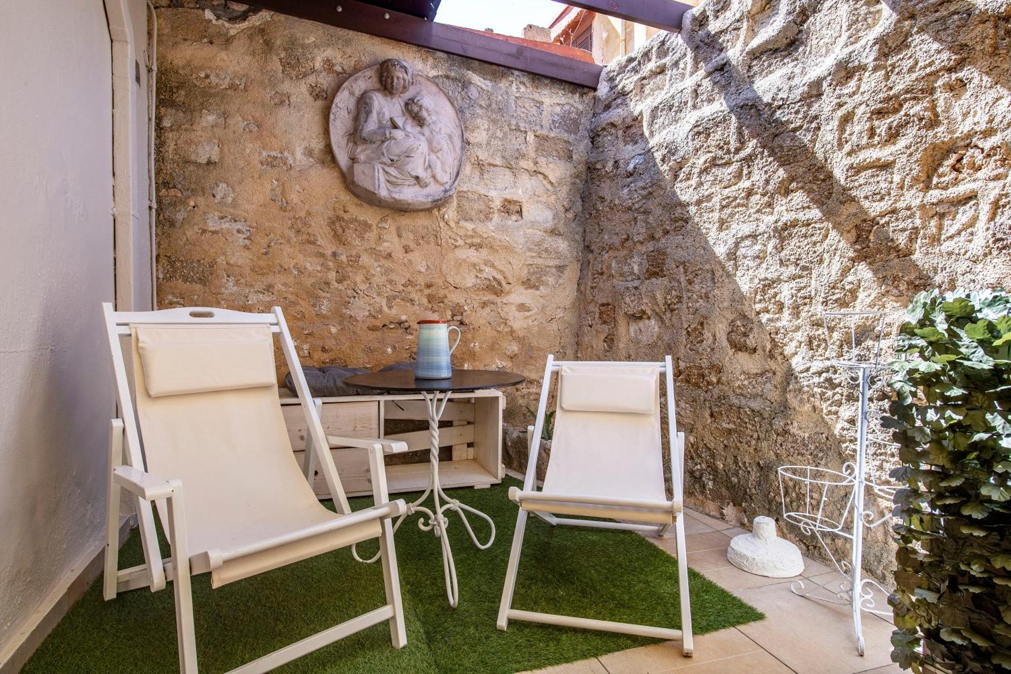Old Town Corner Luxury Studios Rhodes City Eksteriør bilde